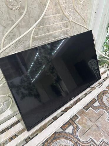 3d eyneklerin qiymeti: Smart Televizor AİWA. 40 dyüm 102 sm. 300 manat. Ünvandan