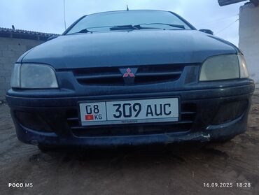 Mitsubishi: Mitsubishi Space Star: 2001 г., 1.6 л, Механика, Бензин, Седан — 3