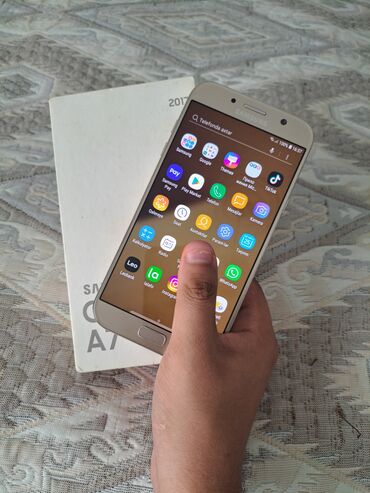 tok coban qiymeti: Samsung Galaxy A7 2017, 32 GB, rəng - Qızılı, Sensor