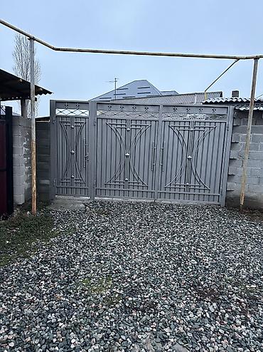 Продажа коттеджей и домов: 🏡 Продаётся уютный дом в тихом и комфортном районе! Идеальный вариант — 7