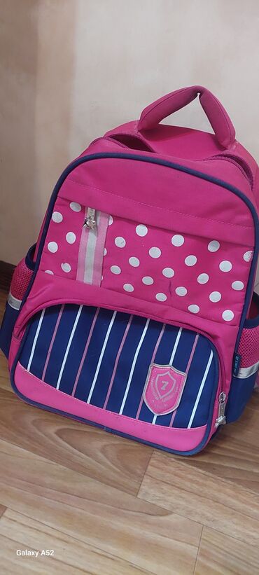 переноска рюкзак для детей: Школьный рюкзак в отличном состоянии 150 сом