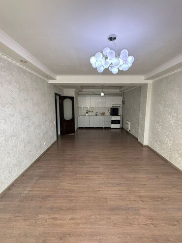 3 комнатная квартира 104 серии бишкек: 2 комнаты, 65 м², Элитка, 4 этаж, Дизайнерский ремонт