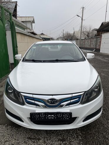 BYD: BYD E5
2019 год
Состояние отличное
Свежий пригон