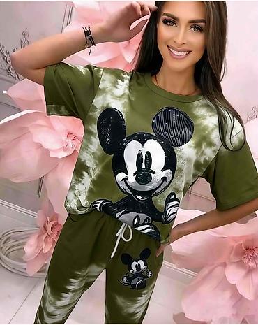 Kompleti: Komplet
Cena 3600
Uni vel.
V30 — 3