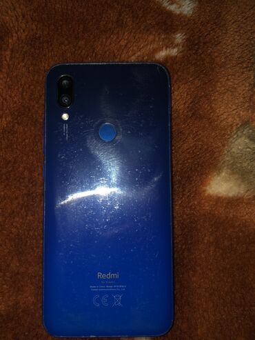 mobil nomreler: Xiaomi Redmi 7, rəng - Mavi