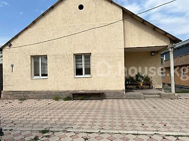 Продажа коттеджей и домов: И так, дом расположен в очень хорошем и экологическом районе ж/м Кара — 3