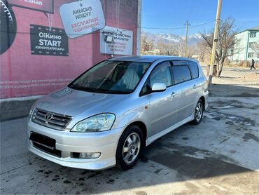 Toyota: Toyota Ipsum: 2003 г., 2.4 л, Автомат, Бензин, Минивэн