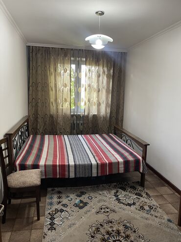 аренда квартир на долгий срок город ош: 3 бөлмө, Менчик ээси, Чогуу жашоосу жок, Толугу менен эмереги бар