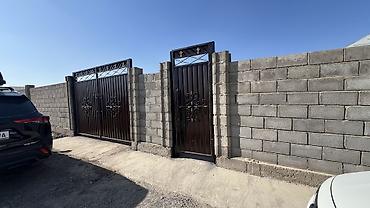 продаются дом: 3 комнаты, 70 м², 4 соток, Бишкек, Собственник — 5