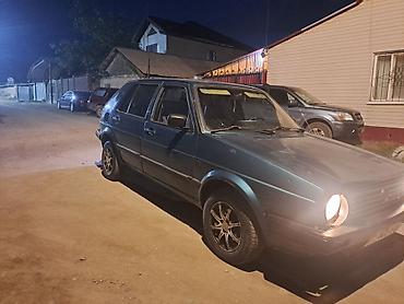 Унаа: Volkswagen Golf: 1991 г., 1.8 л, Кол менен иштөөчү, Бензин, Хетчбек — 2
