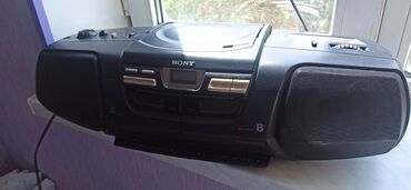 video kaseti diske kocurmek: Original SONY MEGA BASS 80-90 cı illərin maqnitafonu İşləkdir tək bir