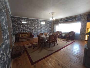 Mənzil kirayələyirəm: 4 otaqlı, 120 kv. m — 4