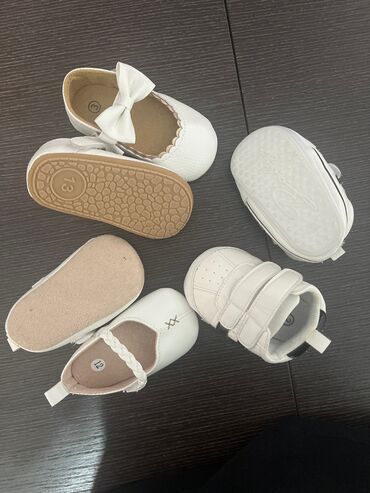 detskaya obuv sandali: Обувь 0-12. Все новое кроме кроссовок, есть еще одни кроссовки. За все