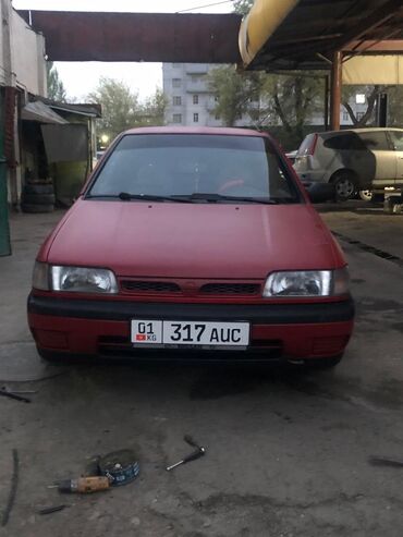 Nissan: Nissan Sunny: 1991 г., 1.4 л, Механика, Бензин, Хэтчбэк