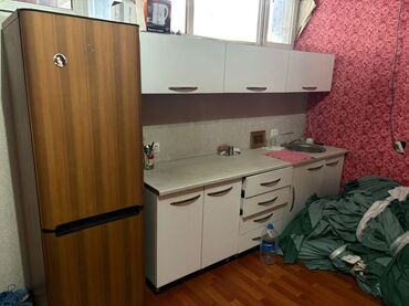 детская 2 х ярусная кровать: Продаётся комплект мебели и техники для дома: - Кухонный гарнитур