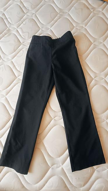 Джинсы и брюки: Məhsul: Uşaq məktəb şalvarı - Brend/etiket: Schoolwear - Ölçü: 9 yaş — 3
