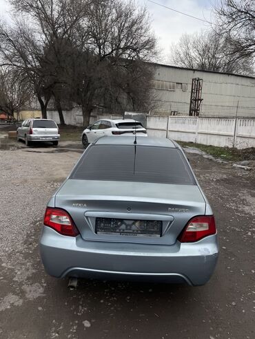 Daewoo: Daewoo Nexia: 2011 г., 1.5 л, Механика, Бензин, Седан