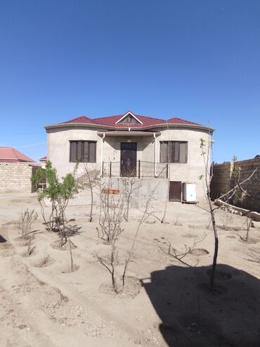goycay heyet evi satilir: 4 otaqlı, 140 kv. m, Kredit yoxdur, Orta təmir