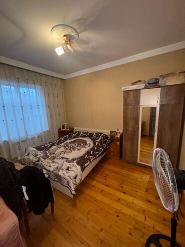 Həyət evləri və villaların satışı: Binəqədi qəs. 5 otaqlı, 180 kv. m, Orta təmir — 4