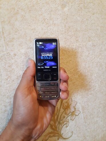 8600 luna nokia: Nokia 6700 Orginal teze telefondur az islenilib Qeydiyyatlidir ela