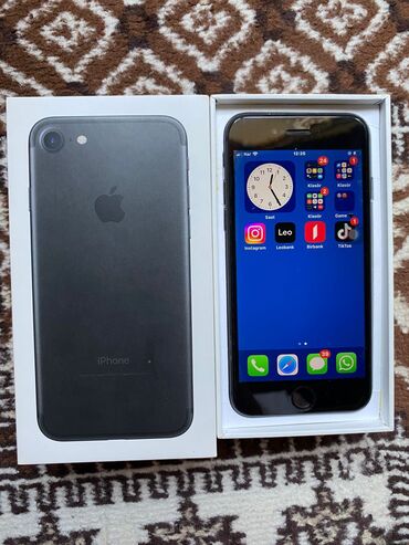 2 ci əl ayfon: IPhone 7, 32 GB, Qara, Barmaq izi