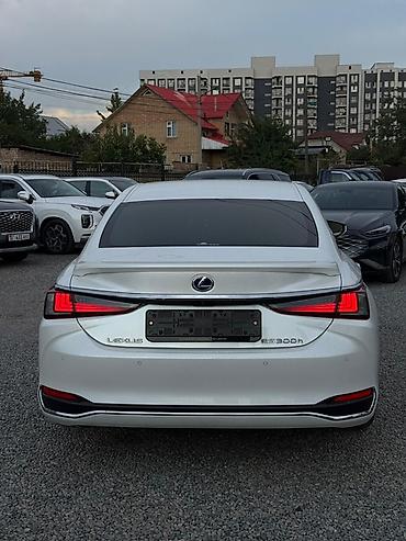 Продажа авто: Lexus ES: 2020 г., 2.5 л, Гибрид, Седан — 4