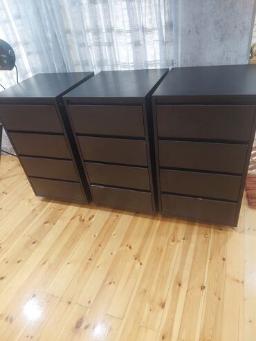 Ev üçün digər mebel: Güzgüsüz