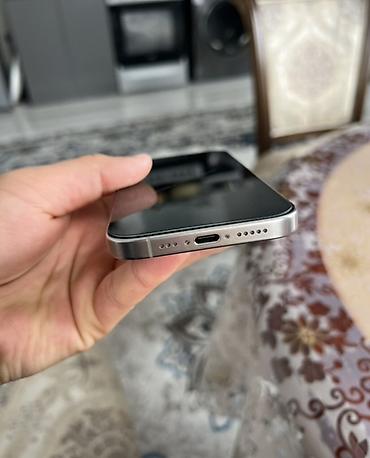 Apple iPhone: IPhone 15 Pro, Natural Titanium — 4
