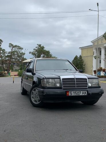 авторынок германии подержанных автомобилей: Mercedes-Benz W124: 1992 г., 2 л, Механика, Бензин, Седан