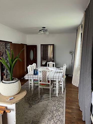 Продажа коттеджей и домов: Продается дом с просторным двором и хозяйственными постройками. - — 22