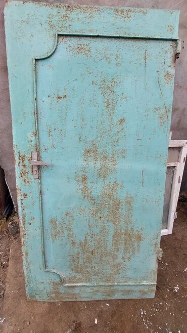 Həyət darvazaları: Darvaza 650 — 13