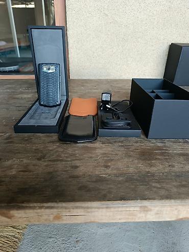 philips xenium: Vertu Signature Touch, Б/у — 2