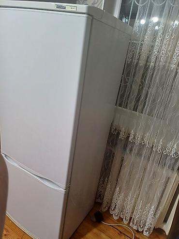 mini refrigerator: Холодильник ATLANT, двухкамерный, белого цвета. Практичная модель с — 3