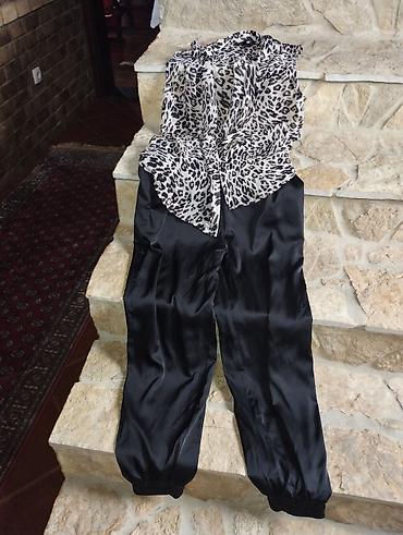 clockhouse basic: Komplet pantalone +košulja Vel M nošeno par puta novo.Pa zakone dublji — 1