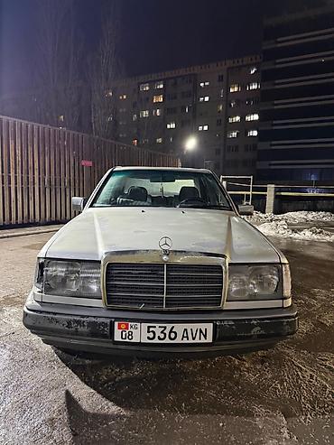 Mercedes-Benz: Mercedes-Benz W124: 1994 г., 2.2 л, Механика, Бензин, Седан — 10