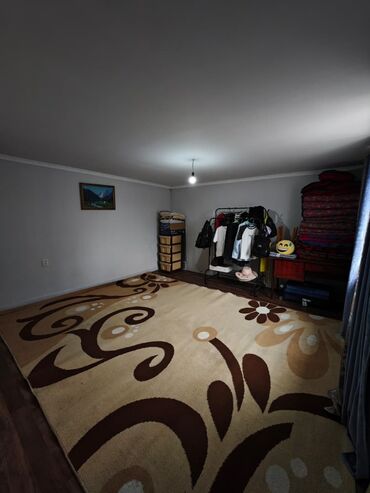 Продажа домов: Дом, 120 м², 4 комнаты, Собственник, Старый ремонт at lalafo.kg — 5 Продажа домов: Дом, 120 м², 4 комнаты, Собственник, Старый ремонт — 5