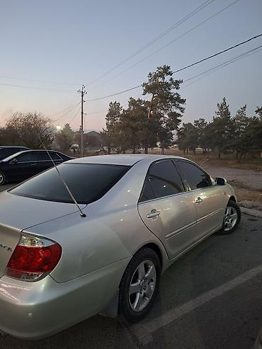 4 рунер: Toyota Camry: 2004 г., 3 л, Автомат, Бензин, Седан — 1
