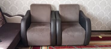 угловой диван кресла: Срочно продаю 2 кресла в хорошем состоянии отдам за 3.000с
