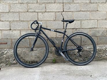 Горные велосипеды: Шоссейный велосипед торг уместен