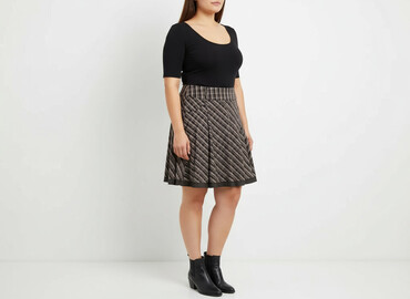 czarne spódnice z koła: Women`s skirt, size 2XL at lalafo.pl czarne spódnice z koła: Women`s skirt, size 2XL