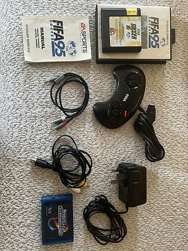 fc 24 disk: SEGA Mega Drive 16-bit oyun konsolu seti Paketə daxildir: - SEGA Mega — 3