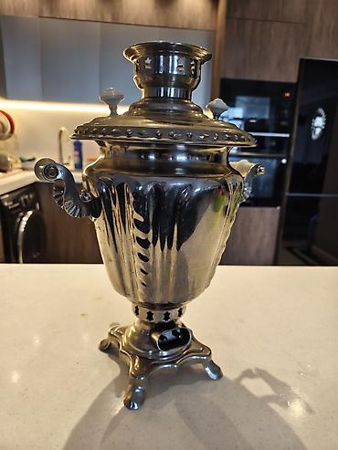 samovar 3 litr: Samavar satılır elektrik, zavod malı 1960 cı illərin istehsalı, həcmi — 3