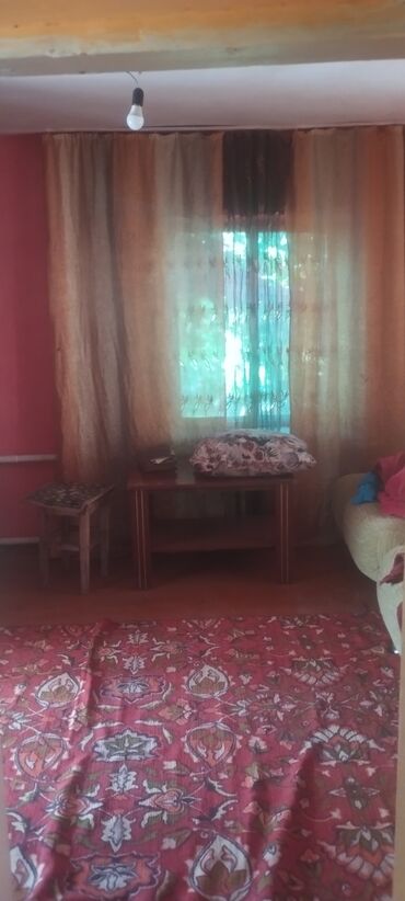 дом село кызыл суу: 2 м², 3 комнаты