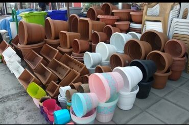 Bitkilər üçün dibçəklər: Dibcek qabi asilan duzbucaqli balkon gul qabi asilan duzbucaqli balkon — 31