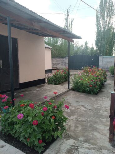 Продажа домов: Дом, 120 м², 5 комнат, Собственник — 3