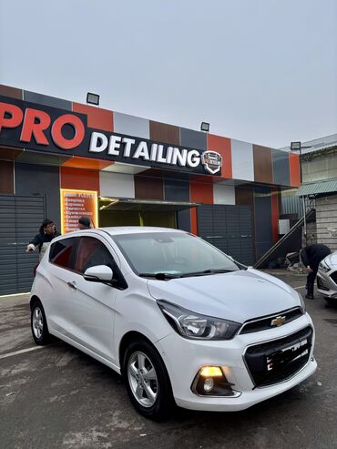 Chevrolet: Chevrolet Spark: 2016 г., Бензин, Хэтчбэк at lalafo.kg — 1 Chevrolet: Chevrolet Spark: 2016 г., Бензин, Хэтчбэк — 1