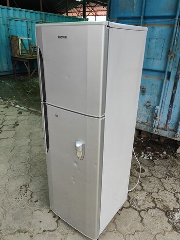 холодильник будка: Холодильник Hitachi, Б/у, Двухкамерный, No frost, 150 *