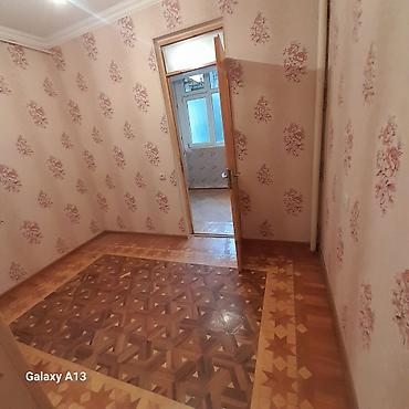Mənzillər: Bakı, 9-cu mikrorayon, 3 otaqlı, Köhnə tikili, m. Nəsimi, 53 kv. m — 2