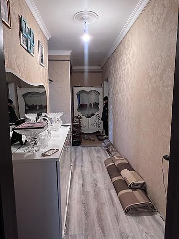 Köhnə tikili: Satış üçün 2otaqlı mənzil. Planlaşdırma: - Geniş qonaq otağı: divar — 7