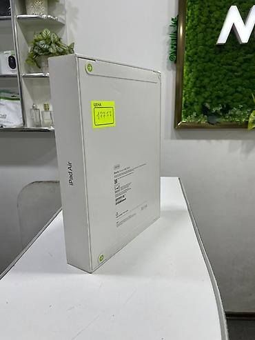 Планшеты: IPad Air 13" (M4) Wi‑Fi, 256 ГБ - Диагональ экрана: 13 дюймов — — 2